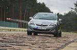 Opel Astra 5-Door 2009 года